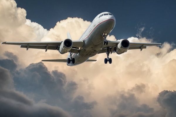 aircraft-jet-landing-cloud-46148-1