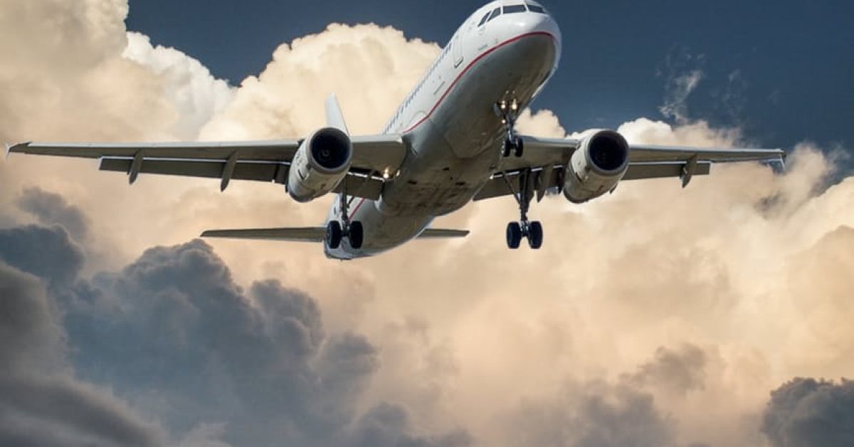 aircraft-jet-landing-cloud-46148-1