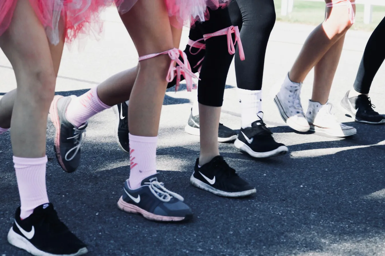 Runners in a road race
