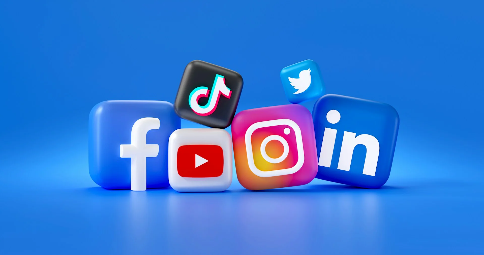 How To Promote Your Business Locally (Top 10) illustration